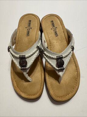 Minnetonka White Beaded T-Strap Thong Sandals